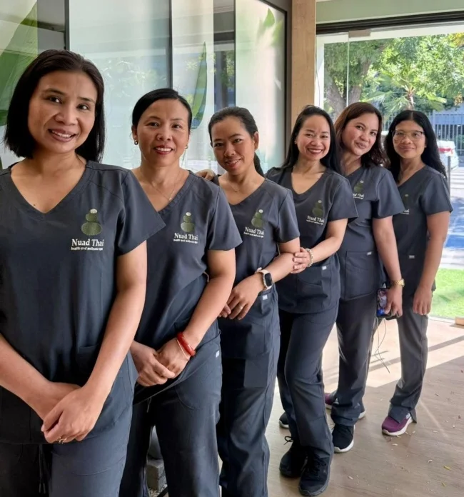 equipo de trabajo de Nuad Thai